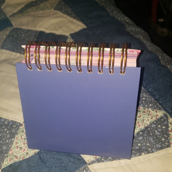 Pembrook Daily Motivational Desk Calendar - Picture 3 of 10